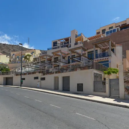 Appartamento Brand New With Sunset Terrace *