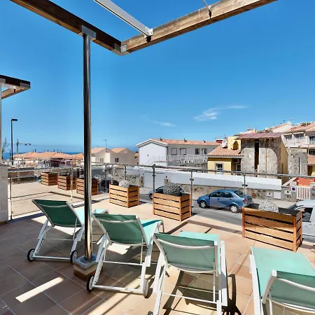 Brand New With Sunset Terrace Appartamento *